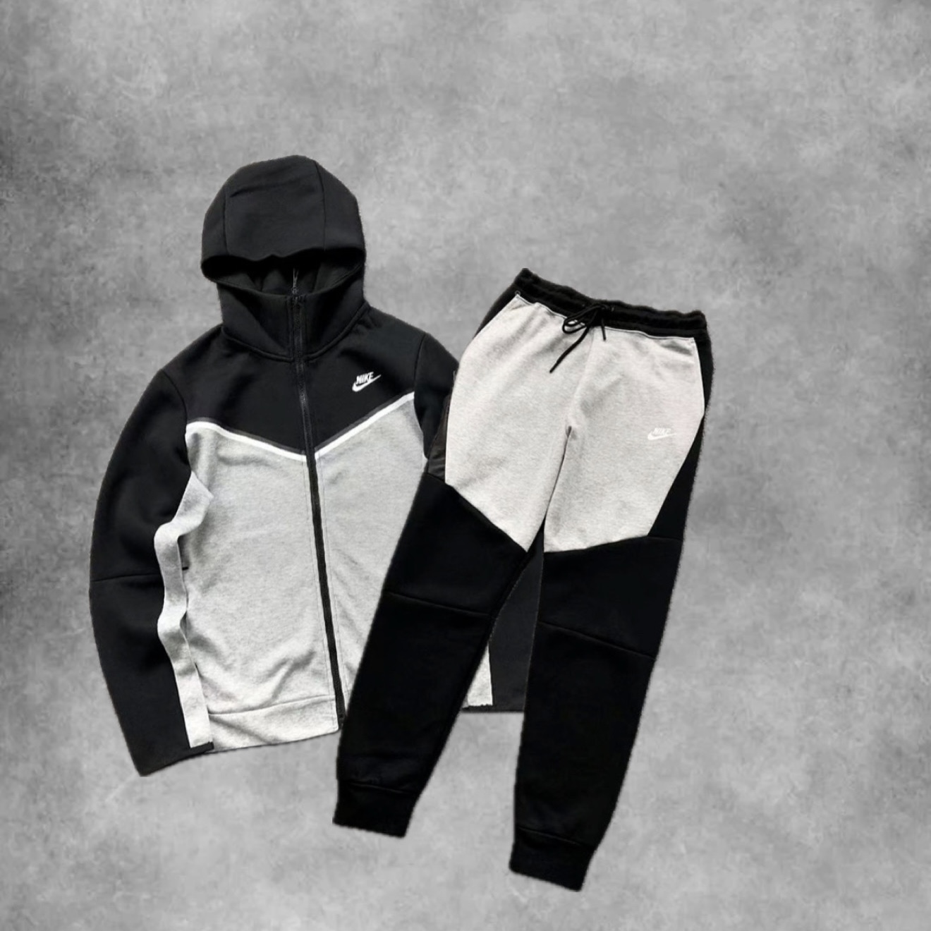 Nike tech gray and black set