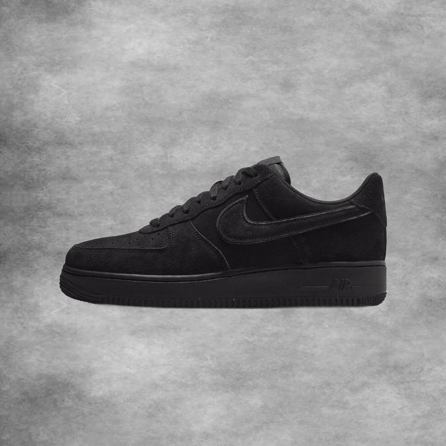Nike Air Force 1 Low Triple Black Suede