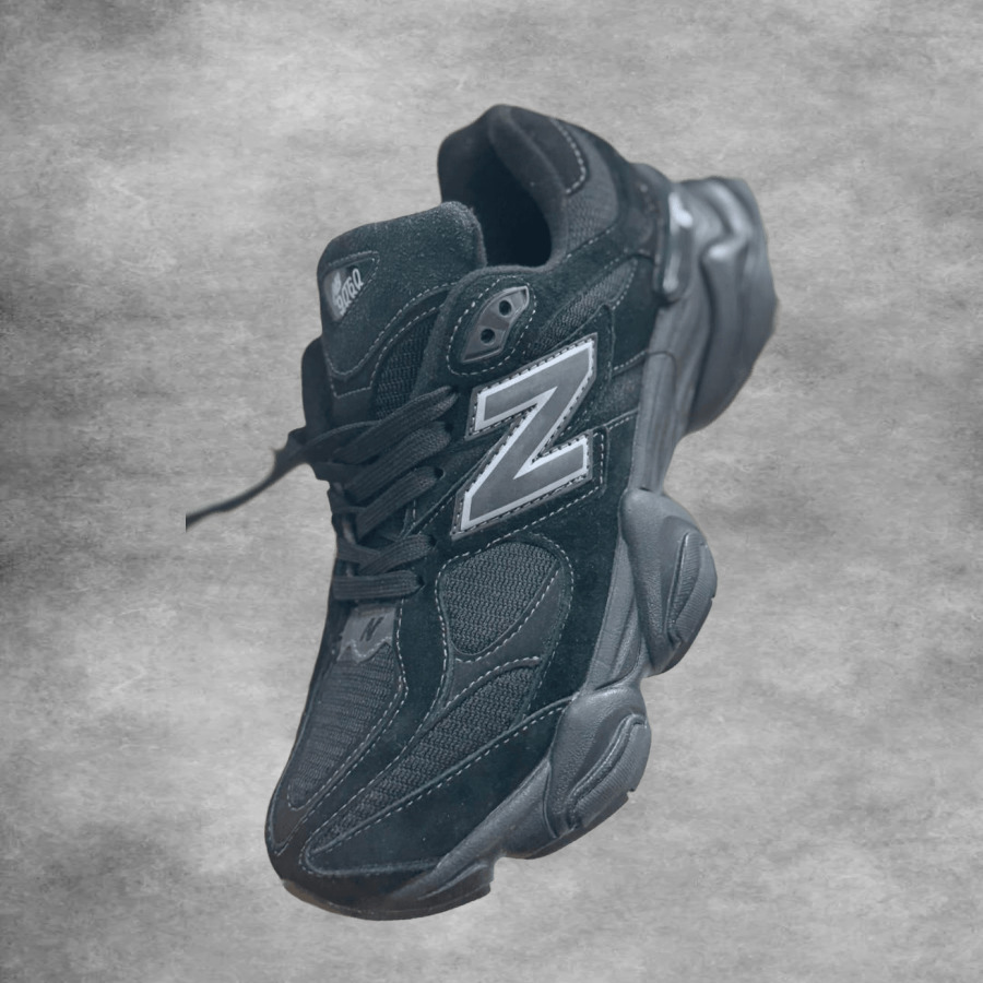 New Balance 9060 Triple Black